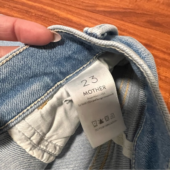 Mother Denim The Hustler Ankle Fray Jeans - Picture 5 of 6